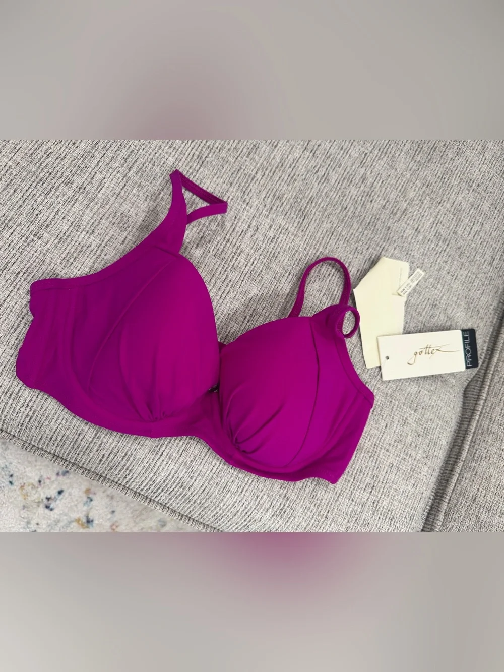 Profile‎ by Gottex Tutti Frutti D-Cup Push Up Bikini Top